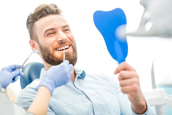 What You Can Expect From Gum Contouring By A Cosmetic Dentist
